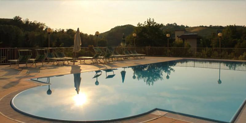 Hotel Ducale Tabiano Terme Bagian luar foto