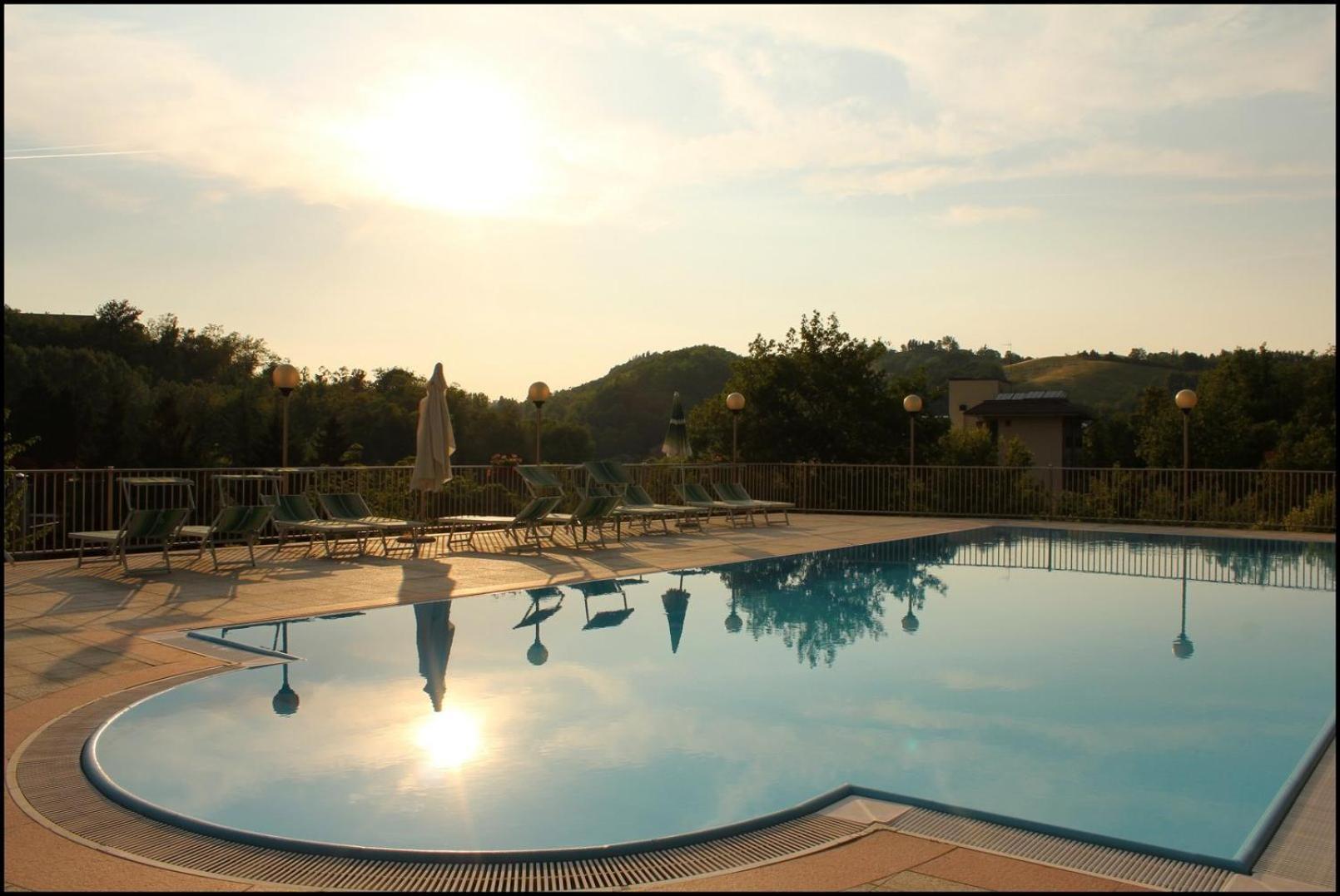 Hotel Ducale Tabiano Terme Bagian luar foto